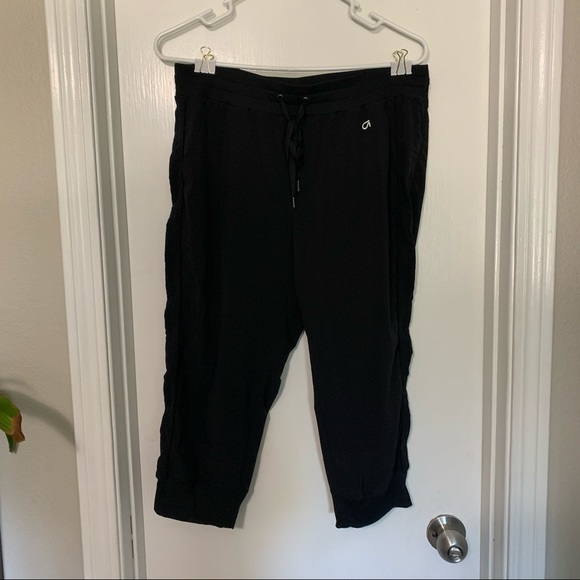GAP Pants - Gap Fit crop joggers
